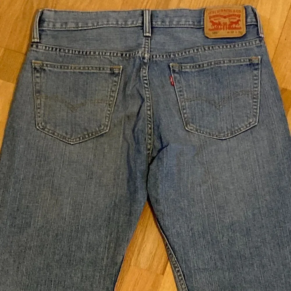 Levi’s 569 Straight Denim Jeans Faded Light Medium Wash Size 33 x 32